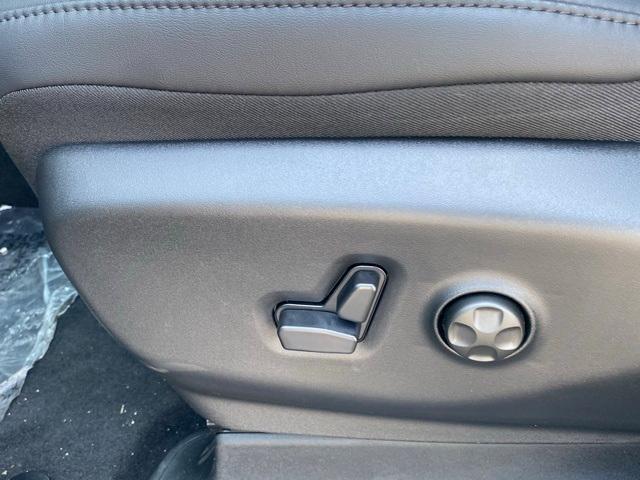 new 2026 Chrysler Pacifica car, priced at $40,500