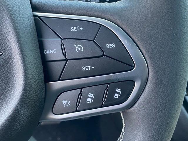 new 2026 Chrysler Pacifica car, priced at $40,500