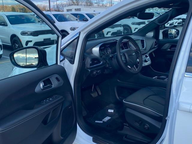 new 2026 Chrysler Pacifica car, priced at $52,500