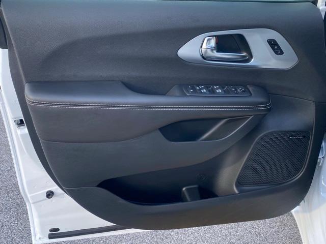 new 2026 Chrysler Pacifica car, priced at $52,500