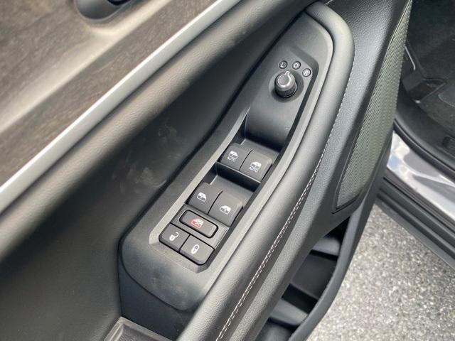 new 2025 Jeep Grand Cherokee car, priced at $43,750