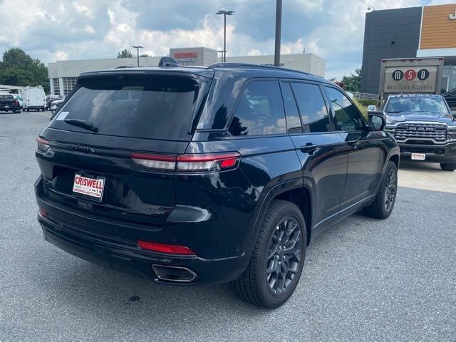 new 2025 Jeep Grand Cherokee car, priced at $62,500