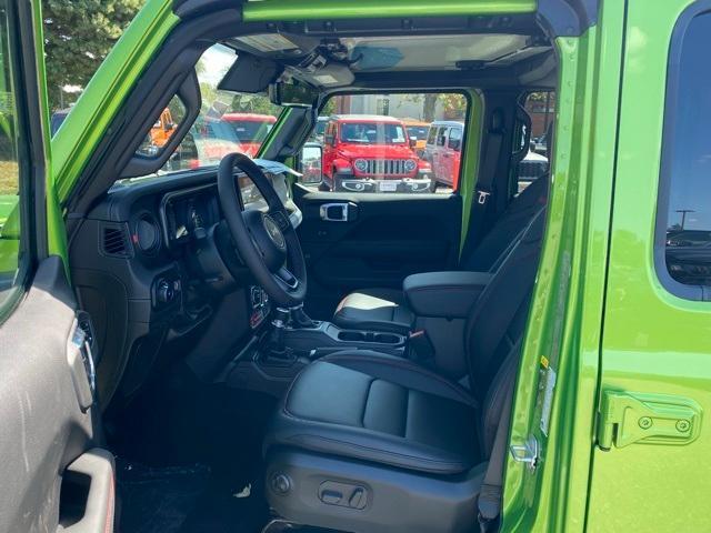 new 2025 Jeep Wrangler car, priced at $59,250