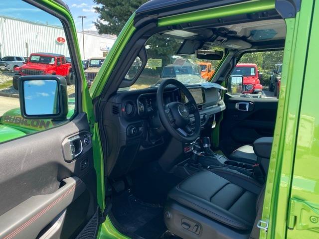 new 2025 Jeep Wrangler car, priced at $59,250