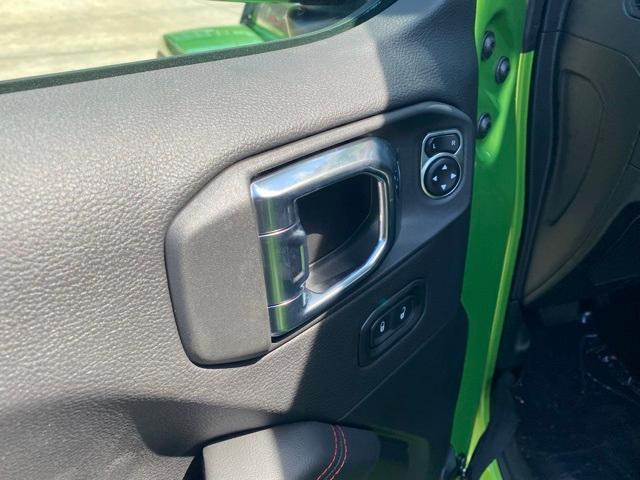 new 2025 Jeep Wrangler car, priced at $59,250