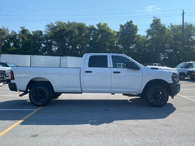 new 2025 Ram 3500 car, priced at $54,045