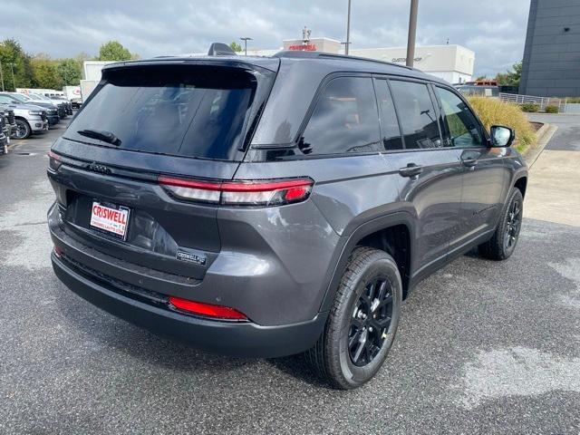 new 2025 Jeep Grand Cherokee car, priced at $41,120