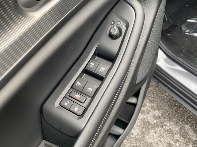 new 2025 Jeep Grand Cherokee car, priced at $41,120