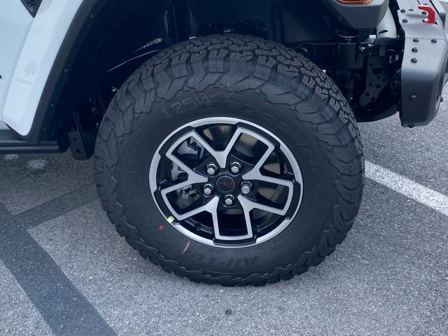 new 2025 Jeep Wrangler car, priced at $62,000