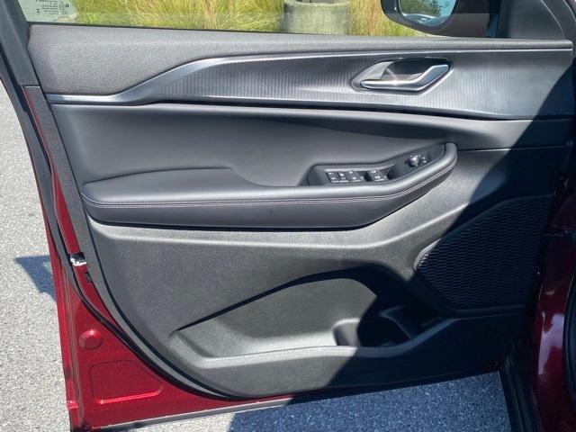 new 2025 Jeep Grand Cherokee car, priced at $39,314