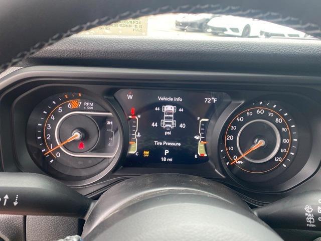 new 2025 Jeep Wrangler car, priced at $44,600