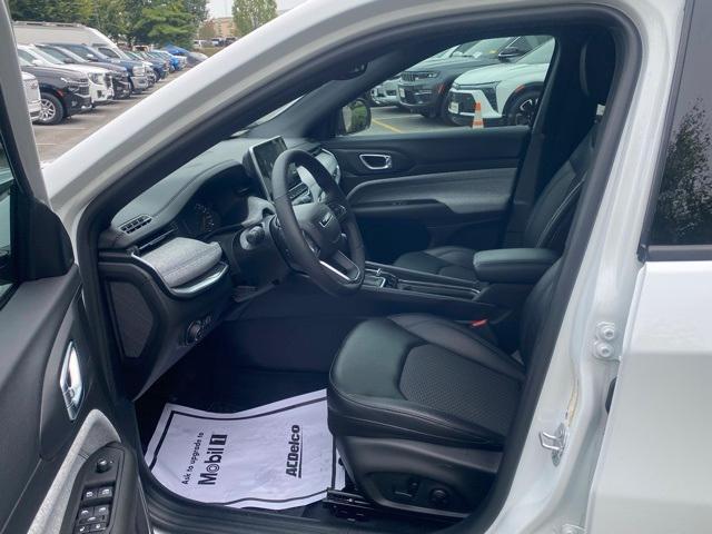 used 2025 Jeep Compass car, priced at $25,995