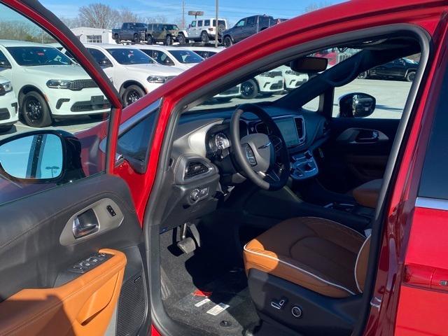 new 2026 Chrysler Pacifica car, priced at $60,660