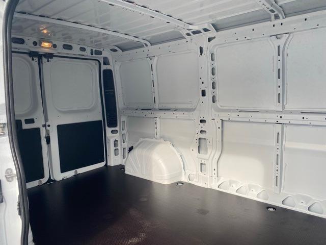 new 2025 Ram ProMaster 2500 car, priced at $51,370