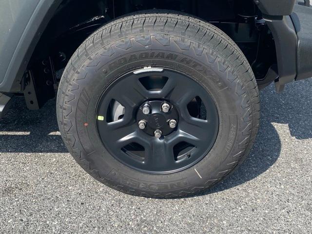 new 2025 Jeep Wrangler car, priced at $41,500