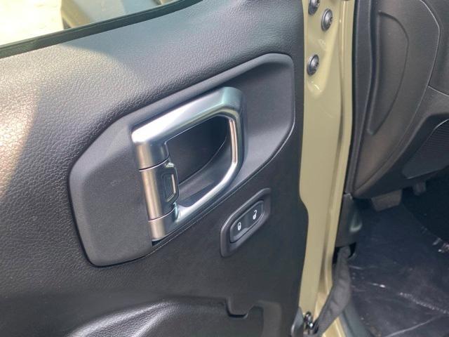 new 2025 Jeep Wrangler car, priced at $41,500