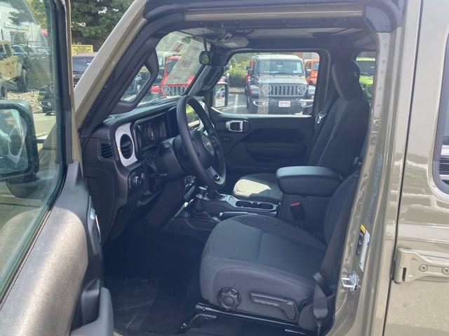 new 2025 Jeep Wrangler car, priced at $41,500