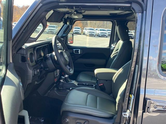 new 2026 Jeep Gladiator car, priced at $62,000