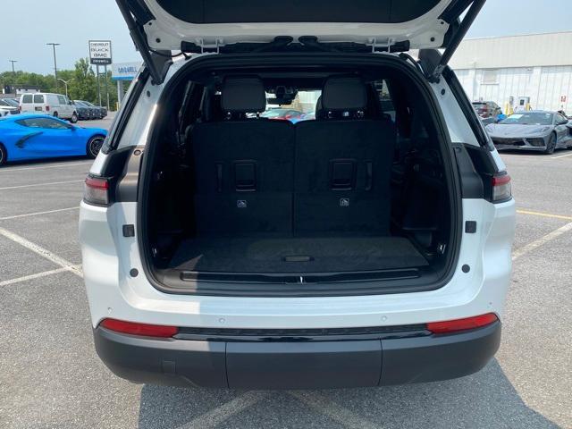 new 2025 Jeep Grand Cherokee L car, priced at $41,500