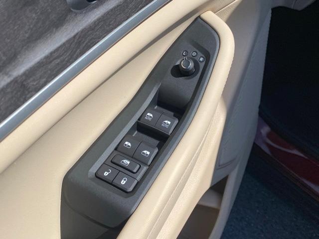 new 2025 Jeep Grand Cherokee car, priced at $50,345