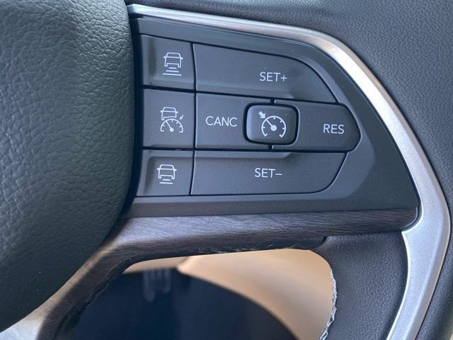 new 2025 Jeep Grand Cherokee car, priced at $50,345