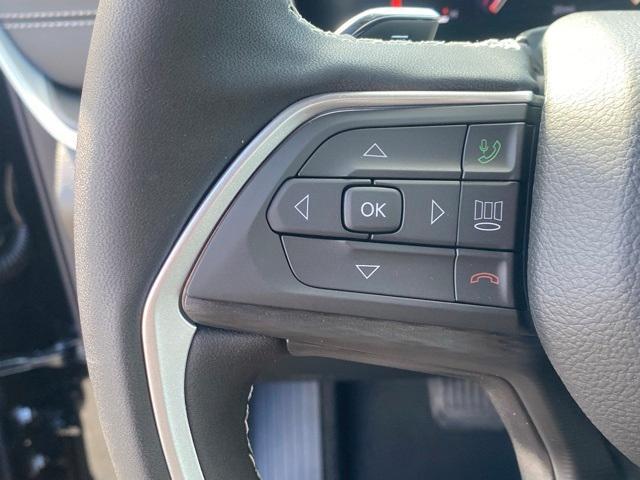 new 2025 Jeep Grand Cherokee car, priced at $47,065