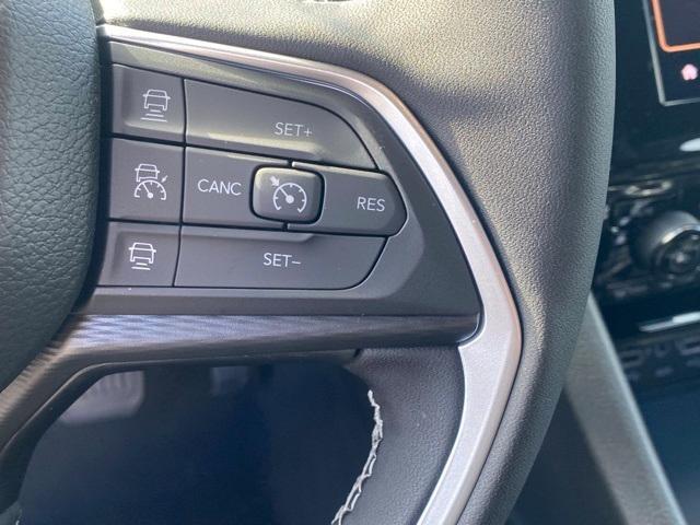 new 2025 Jeep Grand Cherokee car, priced at $47,065