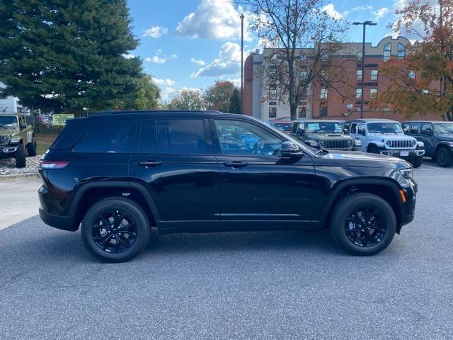 new 2025 Jeep Grand Cherokee car, priced at $47,065