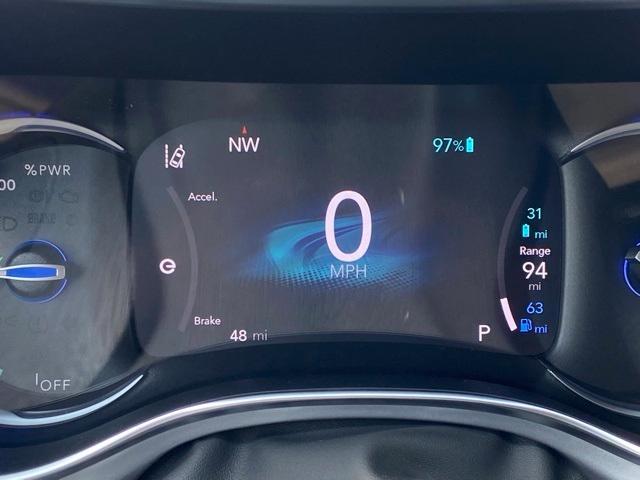 new 2025 Chrysler Pacifica Hybrid car, priced at $56,256