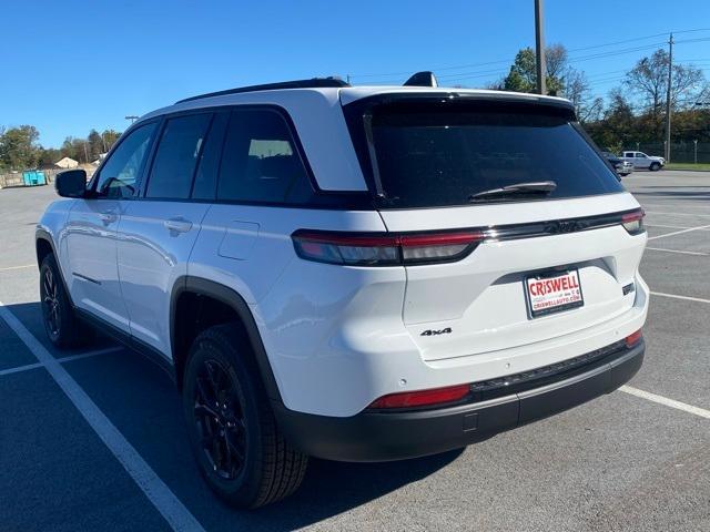 new 2025 Jeep Grand Cherokee car, priced at $40,323