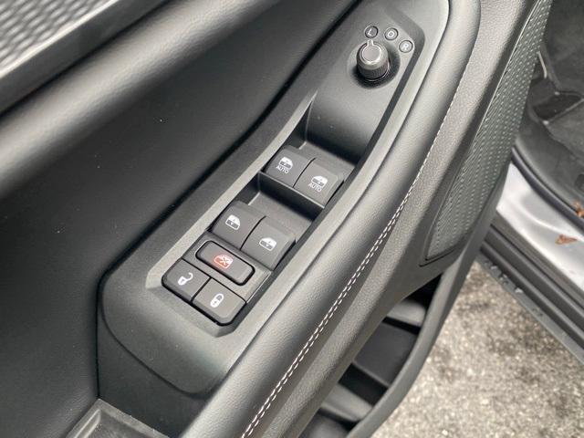 new 2025 Jeep Grand Cherokee car, priced at $47,065