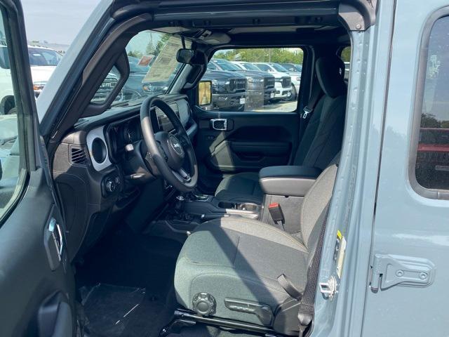 new 2025 Jeep Wrangler car, priced at $40,000