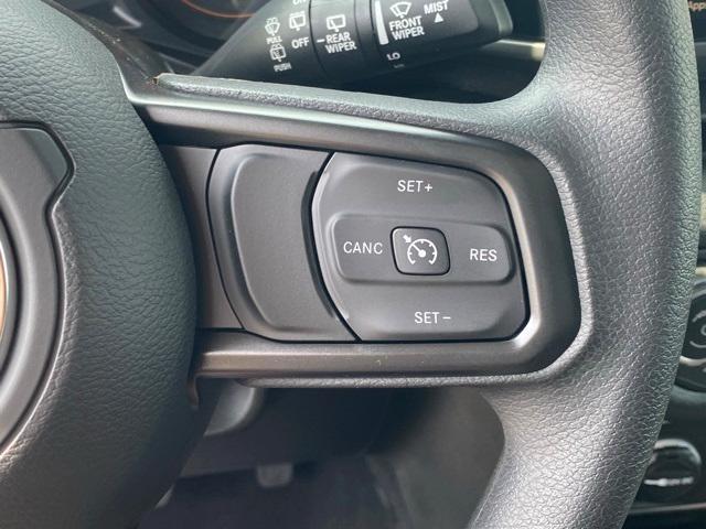 new 2025 Jeep Wrangler car, priced at $40,000