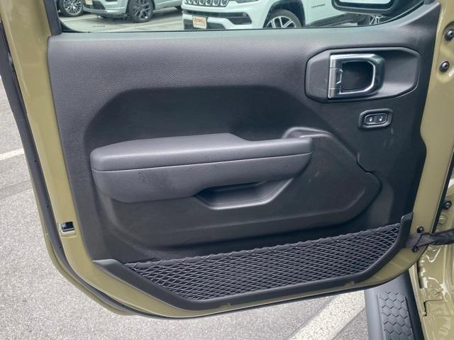 new 2025 Jeep Wrangler car, priced at $35,793
