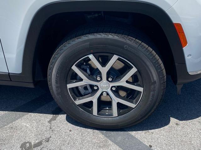 new 2025 Jeep Grand Cherokee L car, priced at $46,750