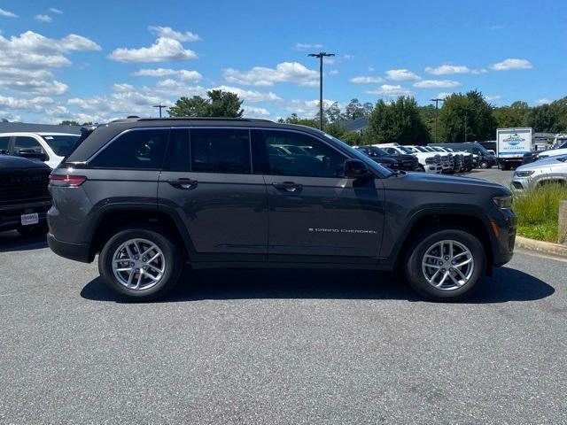 new 2025 Jeep Grand Cherokee car, priced at $44,505
