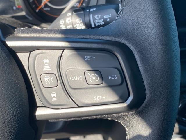 new 2025 Jeep Wrangler car, priced at $48,500