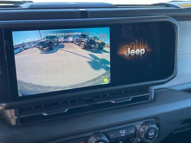new 2025 Jeep Wrangler car, priced at $48,500