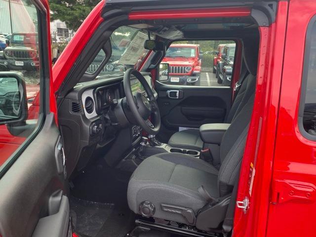 new 2025 Jeep Wrangler car, priced at $39,750