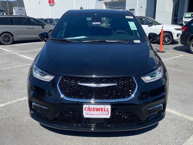 new 2025 Chrysler Pacifica car, priced at $41,500