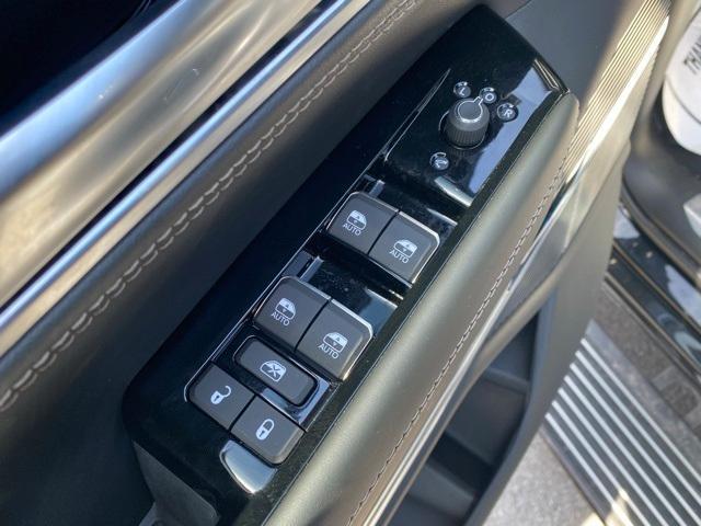 new 2024 Jeep Grand Wagoneer car, priced at $91,000