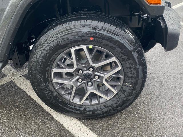 new 2025 Jeep Wrangler car, priced at $59,040