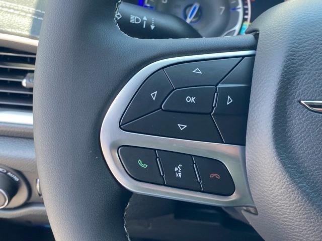 new 2025 Chrysler Pacifica car, priced at $45,742