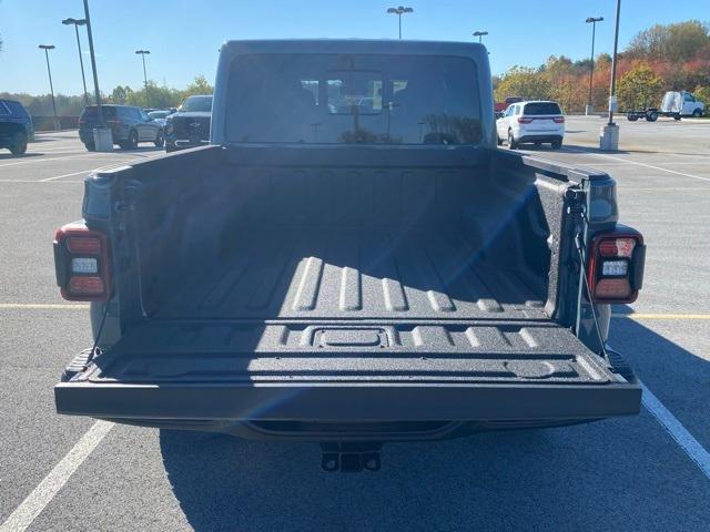 new 2025 Jeep Gladiator car, priced at $59,050