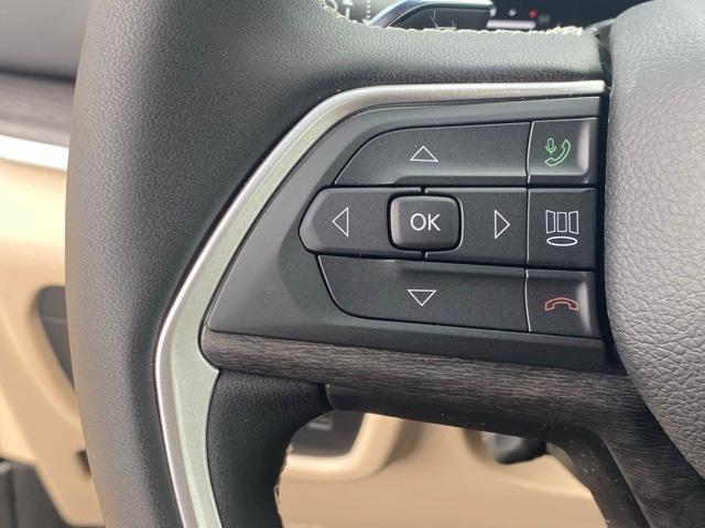 new 2025 Jeep Grand Cherokee car, priced at $45,595
