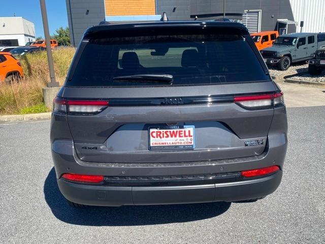 new 2025 Jeep Grand Cherokee car, priced at $46,750