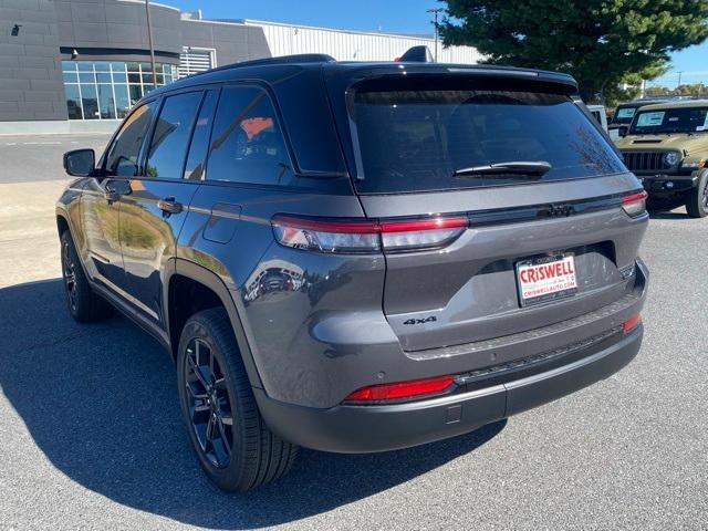new 2025 Jeep Grand Cherokee car, priced at $46,750