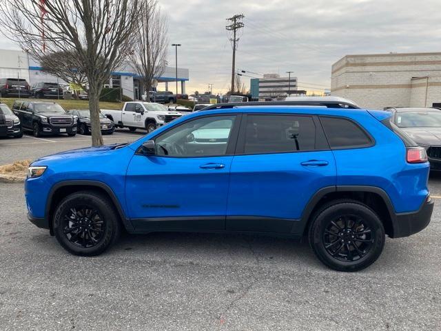 used 2023 Jeep Cherokee car, priced at $20,930