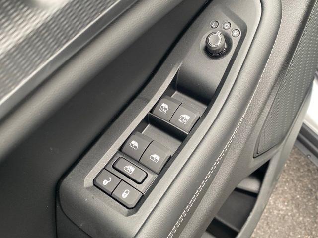 new 2025 Jeep Grand Cherokee car, priced at $41,750