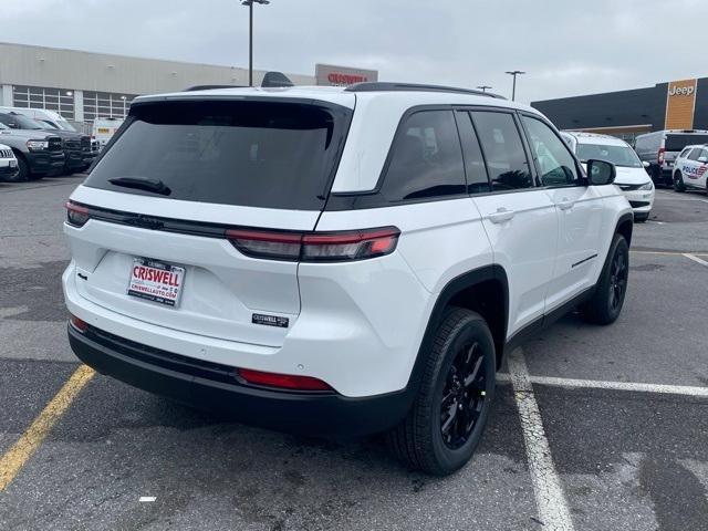 new 2025 Jeep Grand Cherokee car, priced at $41,750